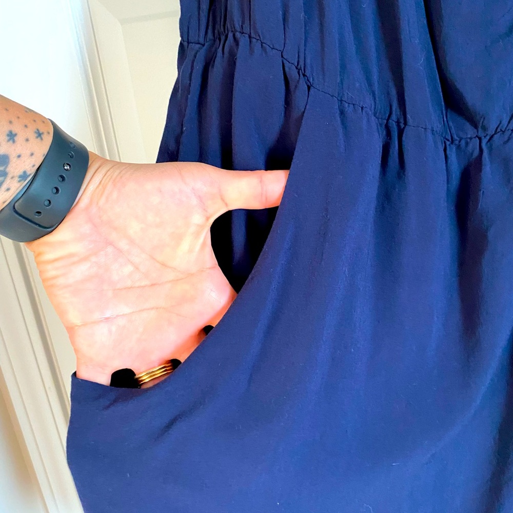 GAP navy dress with pockets